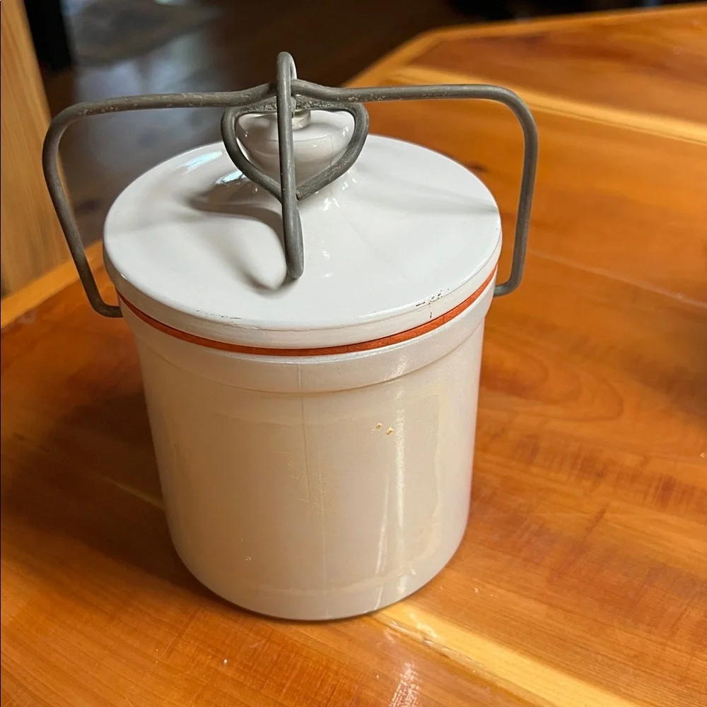 Vintage Homestead Wisconsin Dairy Cheese  Stoneware Crock Jar
